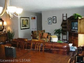 Unit 2303 — 323 Colborne St, London - East K image-0-1