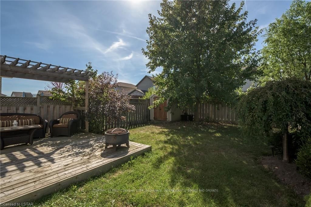 Listing Image 6