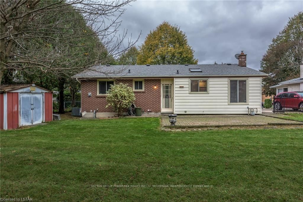 Listing photo 4