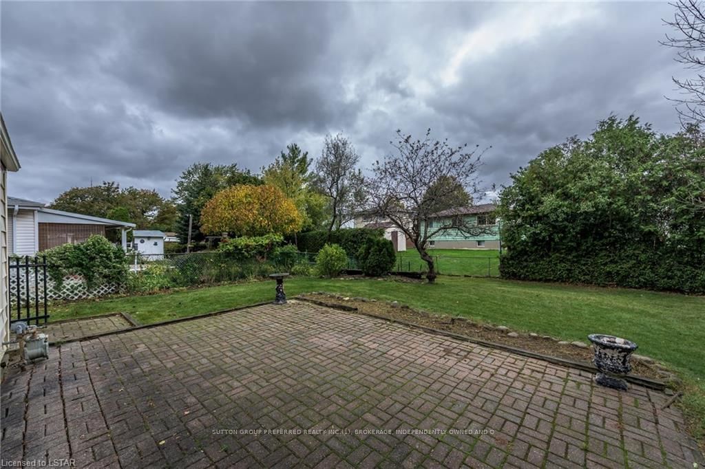 Listing Image 7