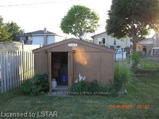 Listing Image 3