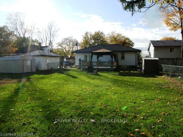 Listing Image 10