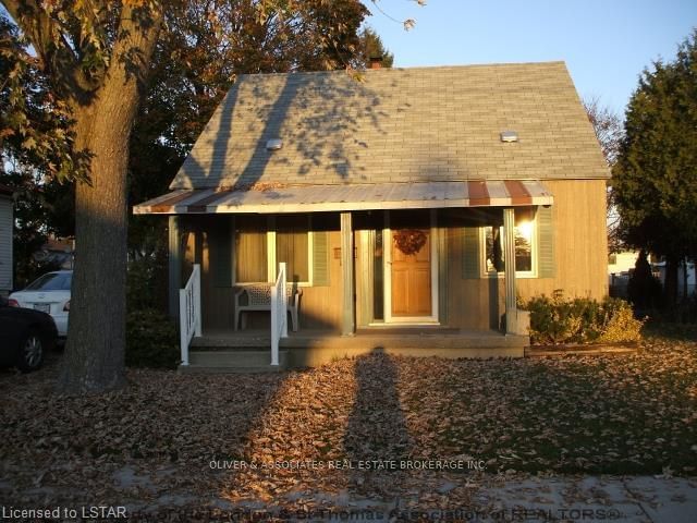 Listing Image 6