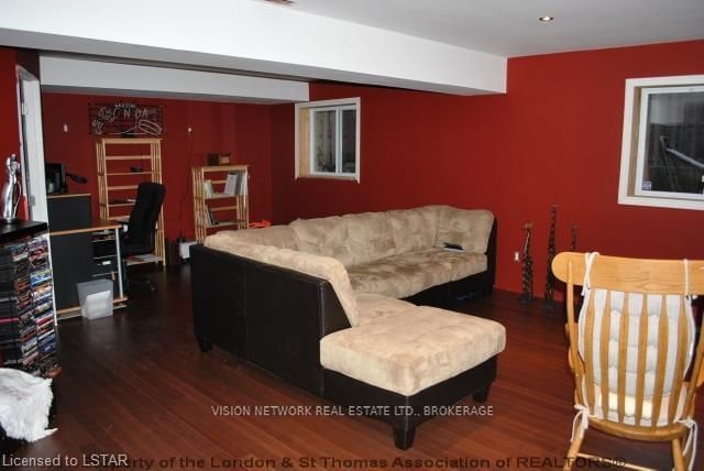Listing Image 7