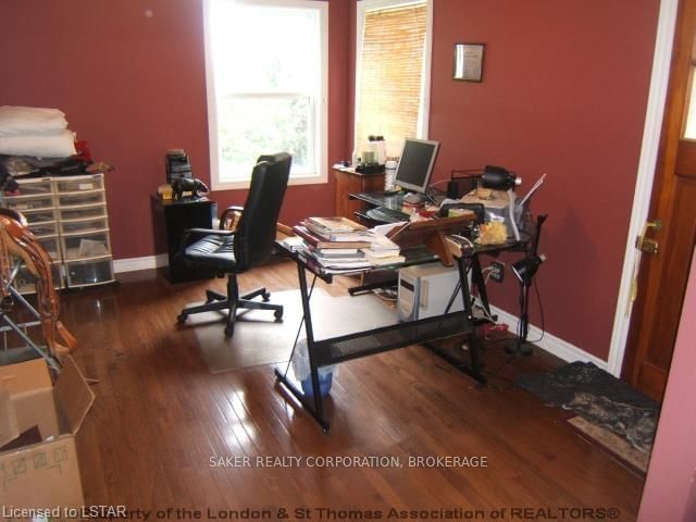 Listing Image 6