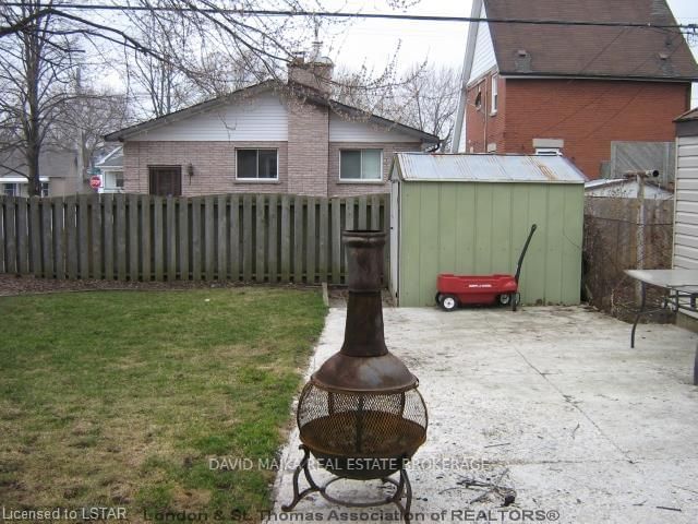Listing Image 3