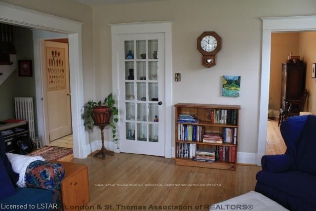 Listing Image 6