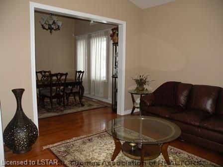 Listing Image 7