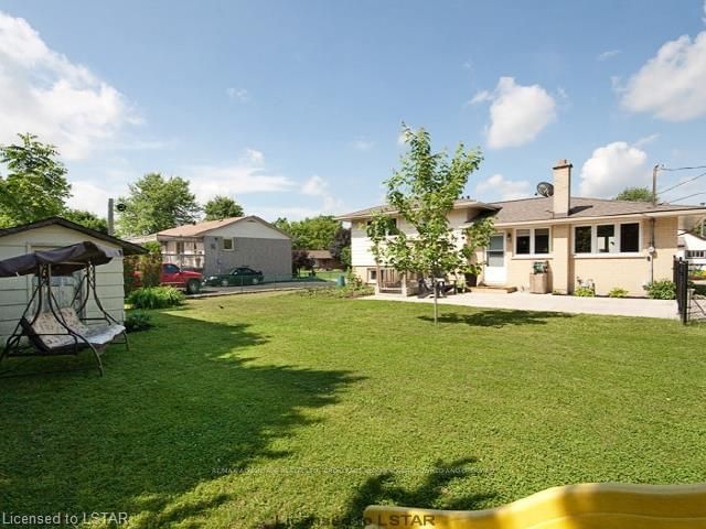Listing Image 5