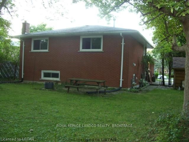 Listing Image 3