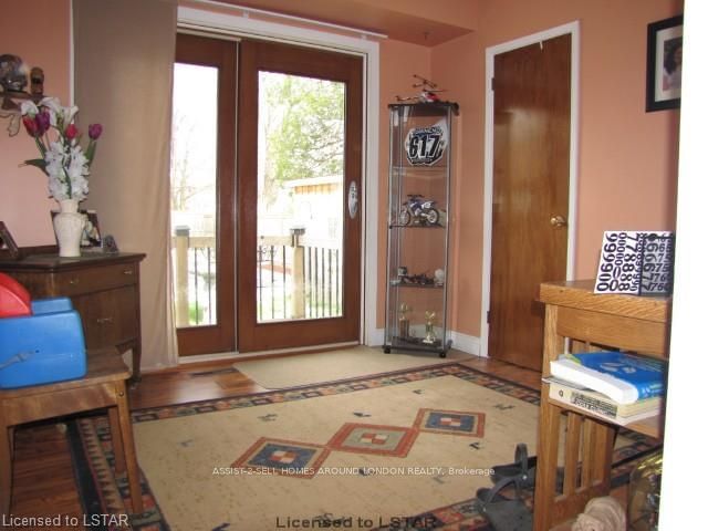 Listing Image 7