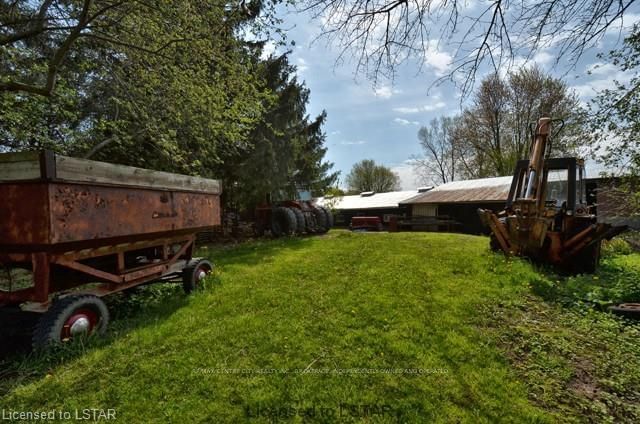 Listing Image 7