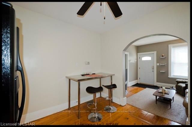 Listing Image 7