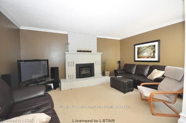 Listing Image 16