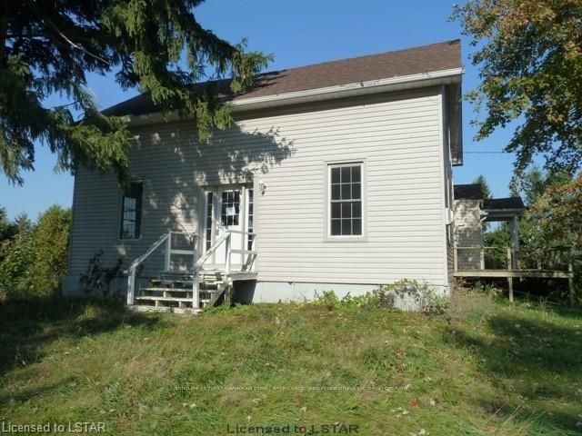 Listing Image 3