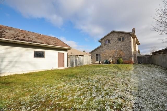 Listing Image 2