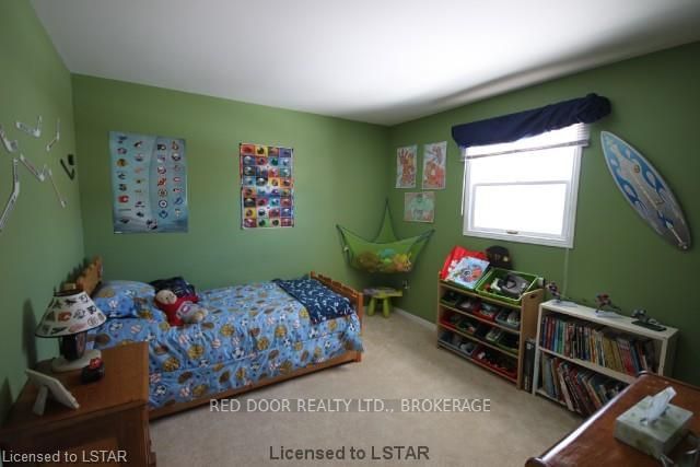 Listing Image 8
