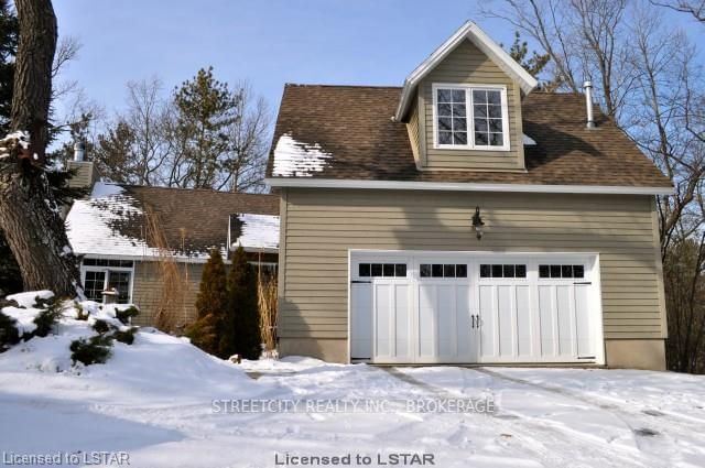 9941 Nipigon St, Lambton Shores, N0M 2L0 | Image 3