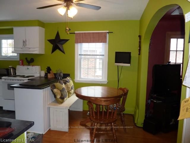 Listing Image 5