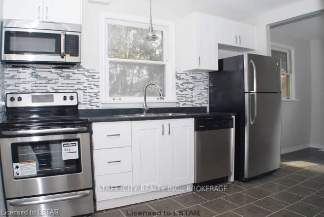 Listing Image 7