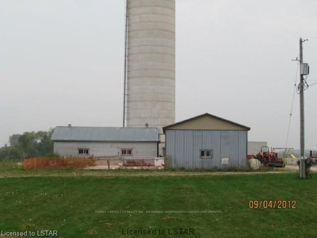 Listing Image 7