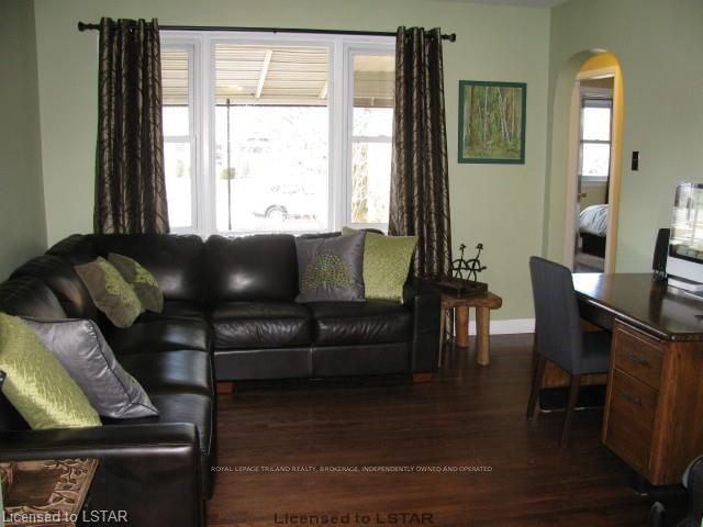 Listing Image 2