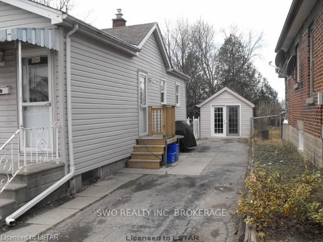 Listing Image 7