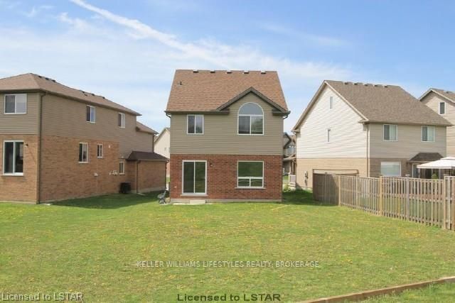 Listing Image 3