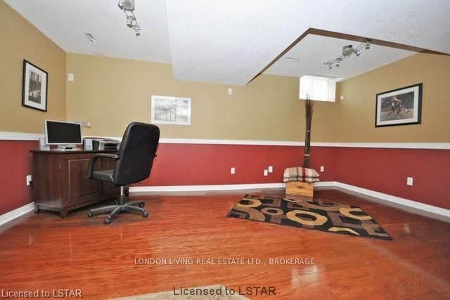 Listing Image 22