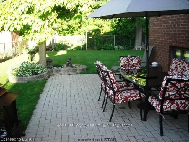 Listing Image 3