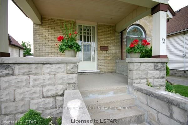 Listing Image 6