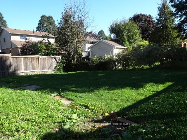 Listing Image 7