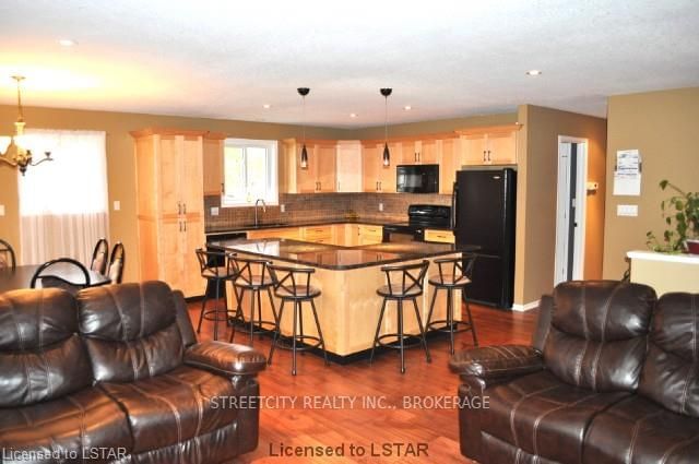 117 Mill St, North Middlesex, N0M 2K0 | Image 3