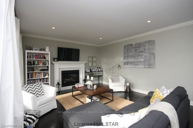 Listing Image 15