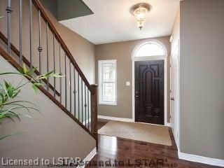 Listing Image 4