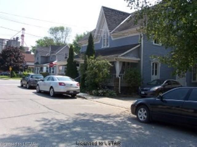 326 Smith St, Central Elgin, N5L 1C6 | Image 3