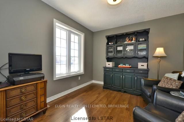 Listing Image 2