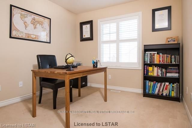 Listing Image 10