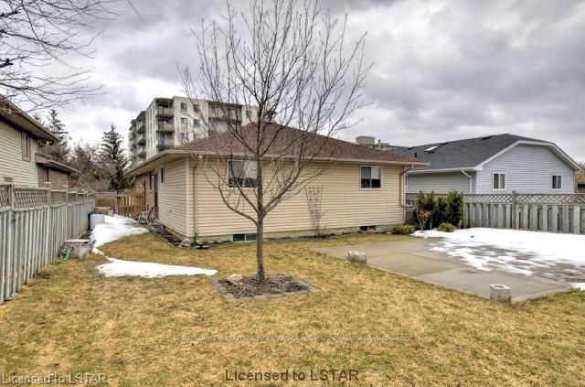 Listing Image 20