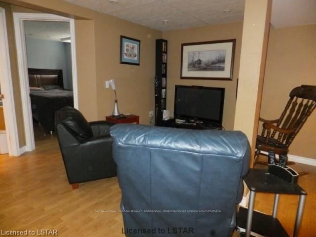 Listing Image 22