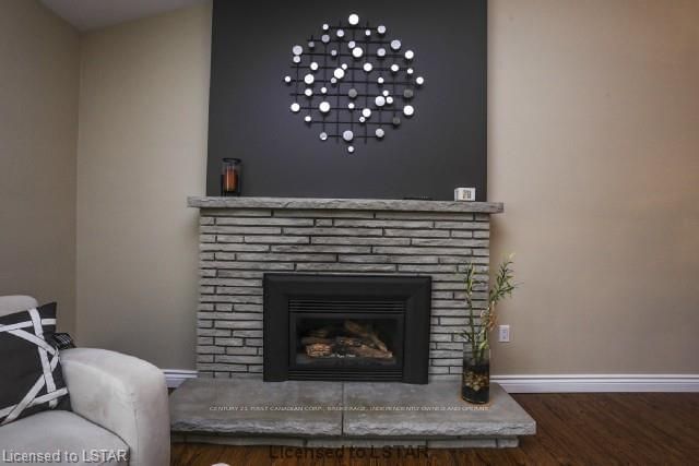 Listing Image 7