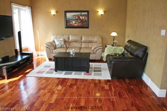 Listing Image 11