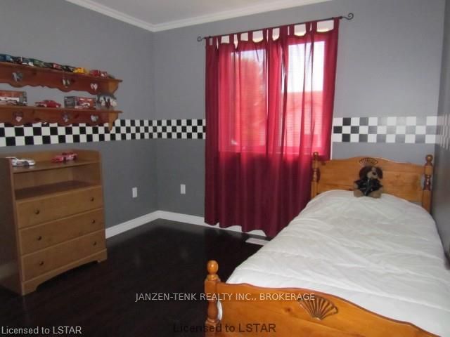 Listing Image 16