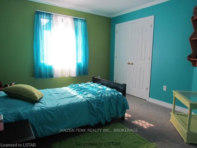 Listing Image 17