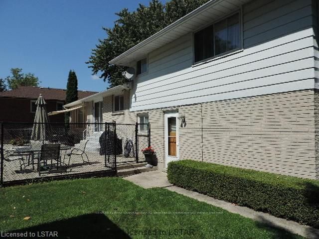 Listing Image 17