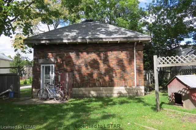 Listing Image 7