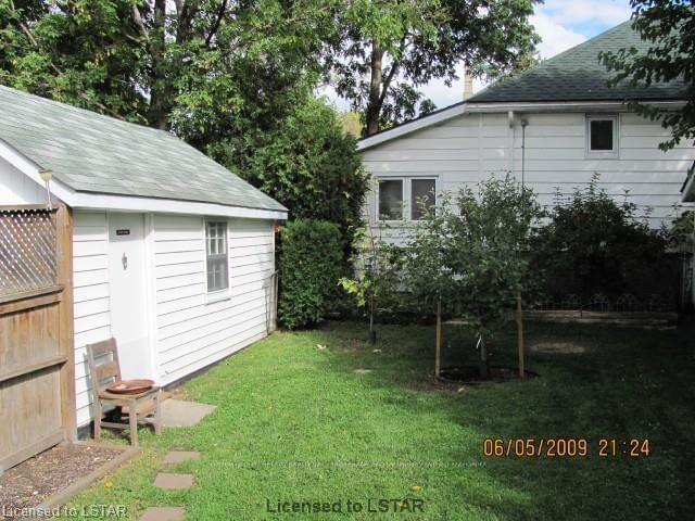 Listing Image 7