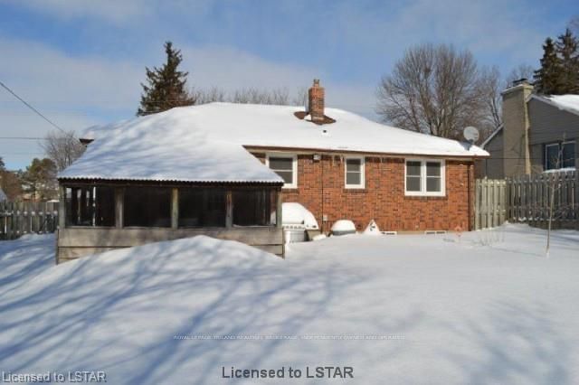 Listing Image 9