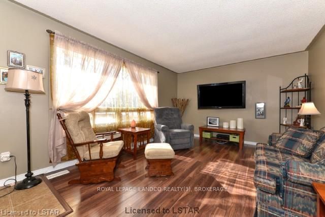 42606 Johnathon St, Central Elgin, N0L 2L0 | Image 3