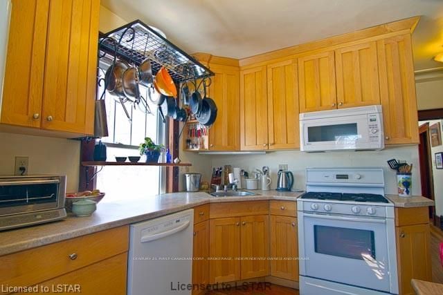 Listing Image 16